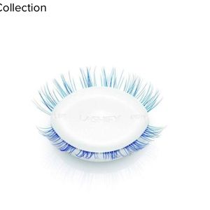 Lashify 4 sets of royal blue lashes C.16